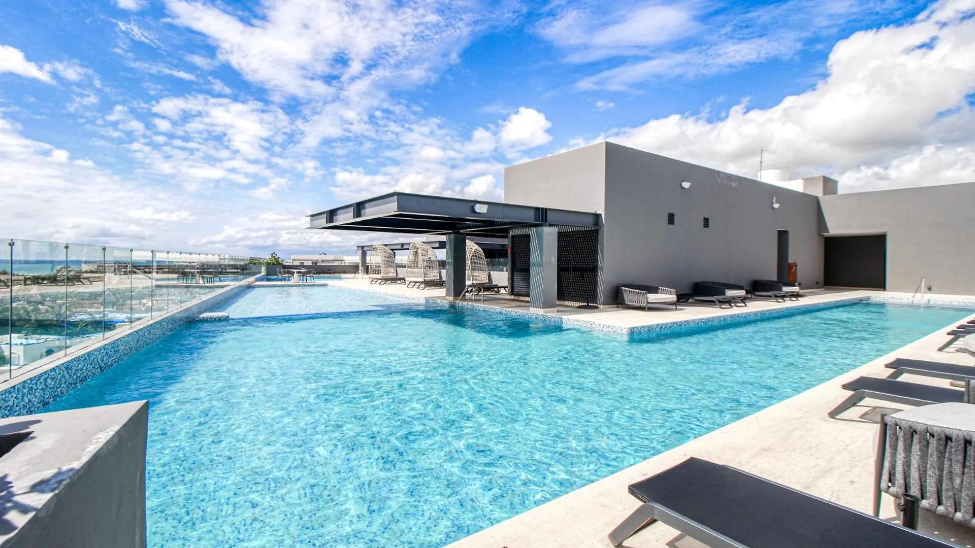 Golden Wave Escape Apartment Playa del Carmen Mexico